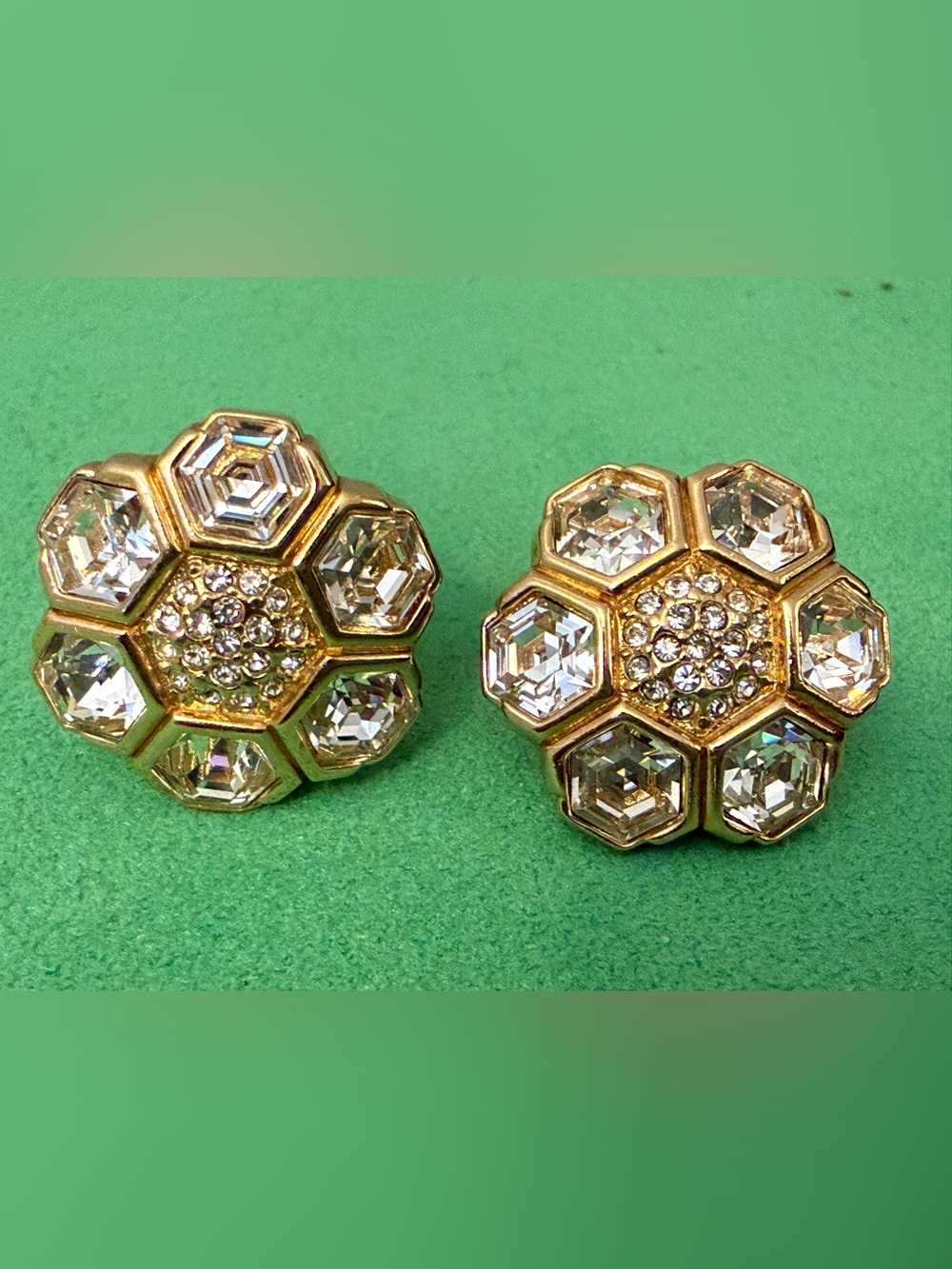 Vintage Swan Swarovski Gold Crystal Flower Clip-On Earrings - Women's Jewelry